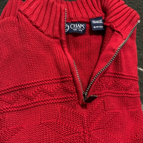 Red sweater - Picture 2 of 4